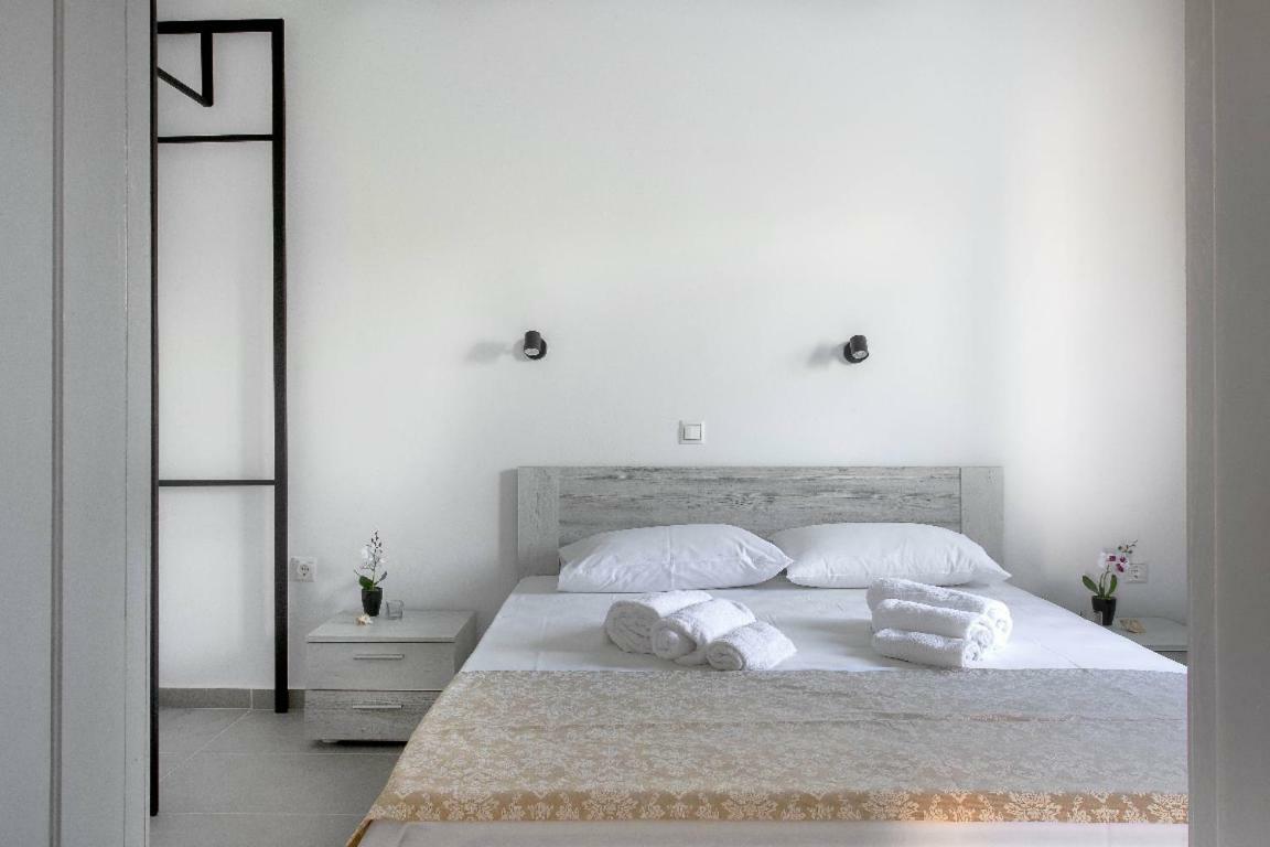 Issos Beach Villa Linia ภายนอก รูปภาพ