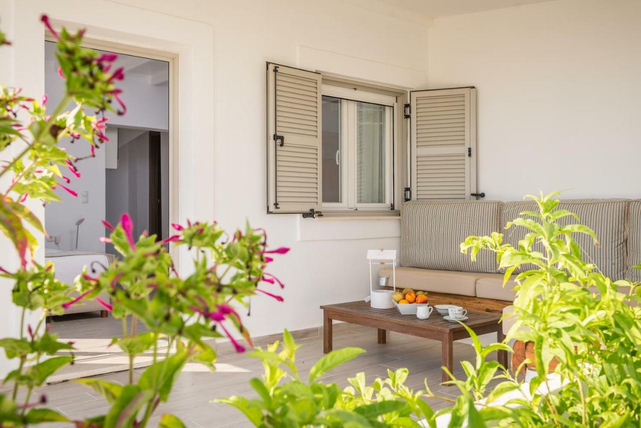 Issos Beach Villa Linia ภายนอก รูปภาพ