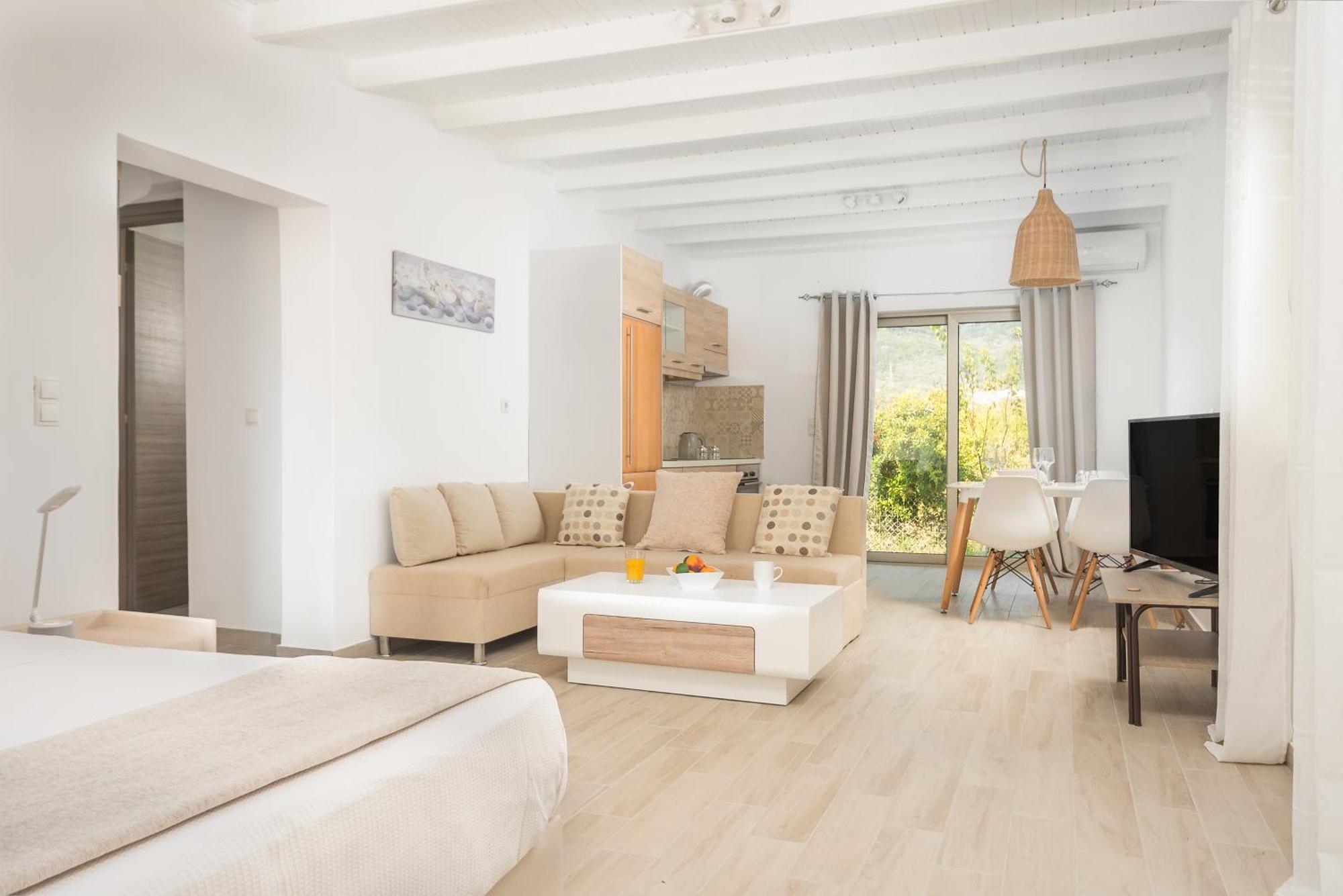 Issos Beach Villa Linia ภายนอก รูปภาพ
