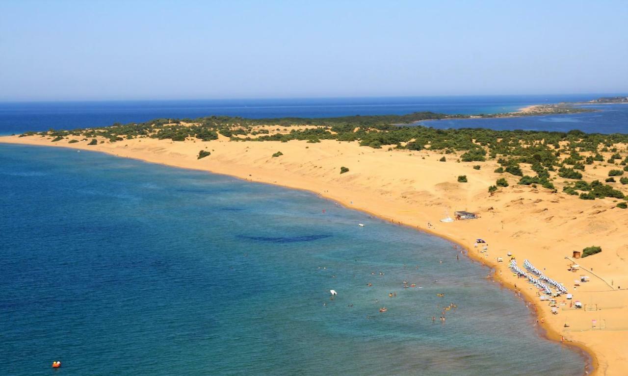 Issos Beach Villa Linia ภายนอก รูปภาพ